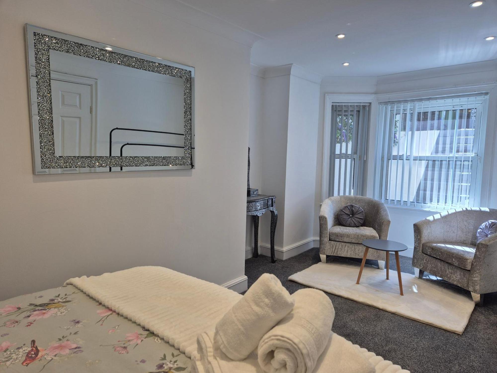 #26A Newly Refurbished Portsmouth Garden Apartment Екстериор снимка